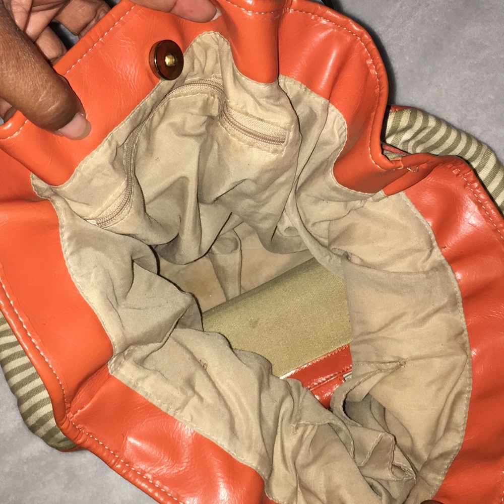 Used Handbag 👜 - Picture 4 of 8